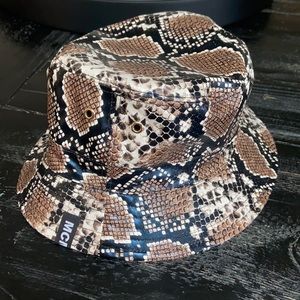 Steve Madden Snakeskin Print Bucket Hat
